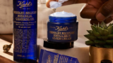 Revele o segredo da pele radiante: descubra o poder dos cuidados com a pele da Kiehl's