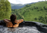 Verwandeln Sie Ihr Zuhause in eine Oase der Entspannung mit den luxuriösen Whirlpools und Whirlpools von Hydrostore