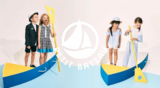 Petit Bateau – eine französische Kleidungsmarke.